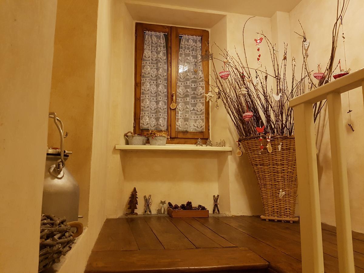 Casa Del Cirillo Apartman Ornica Kültér fotó