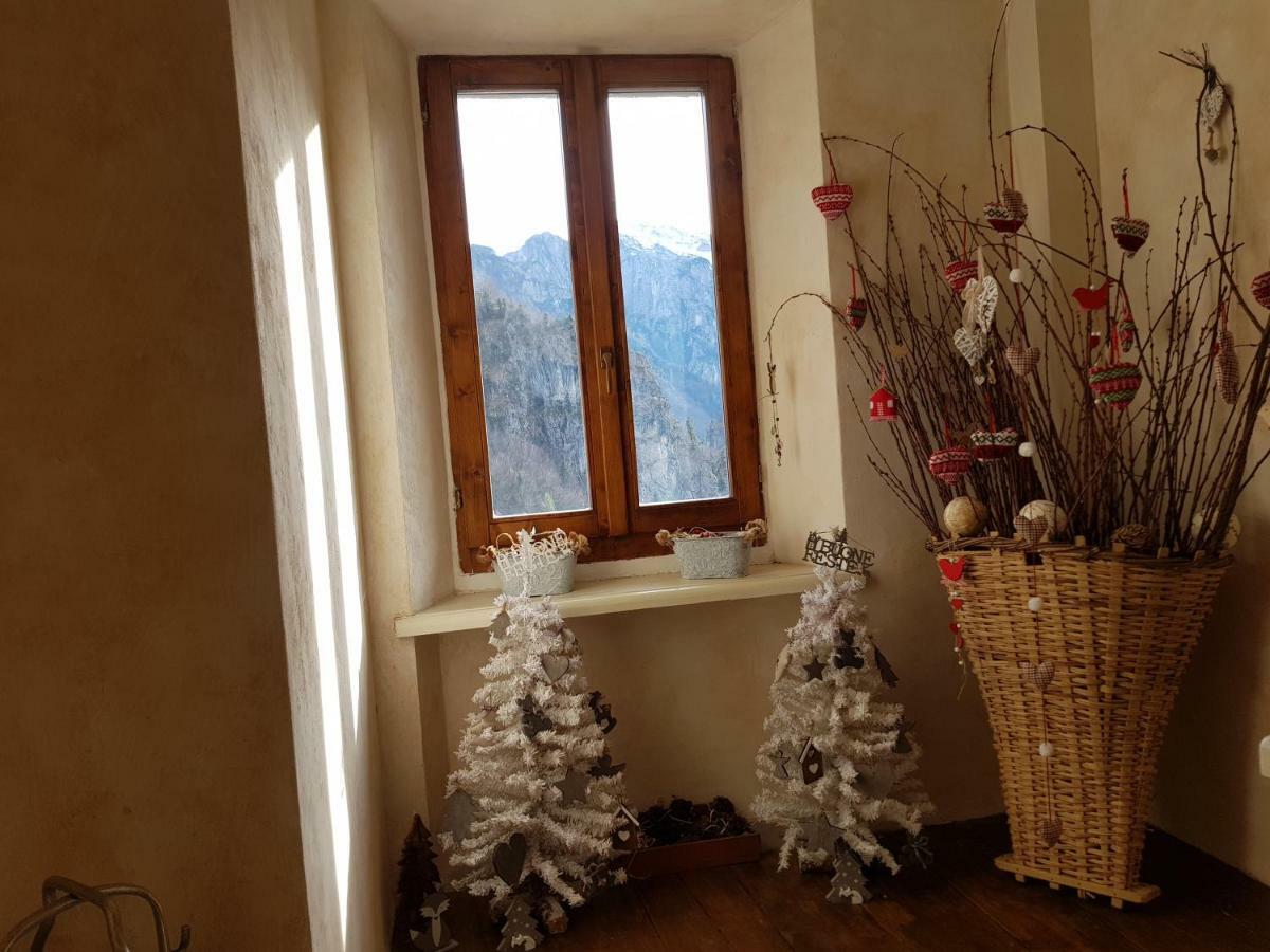 Casa Del Cirillo Apartman Ornica Kültér fotó